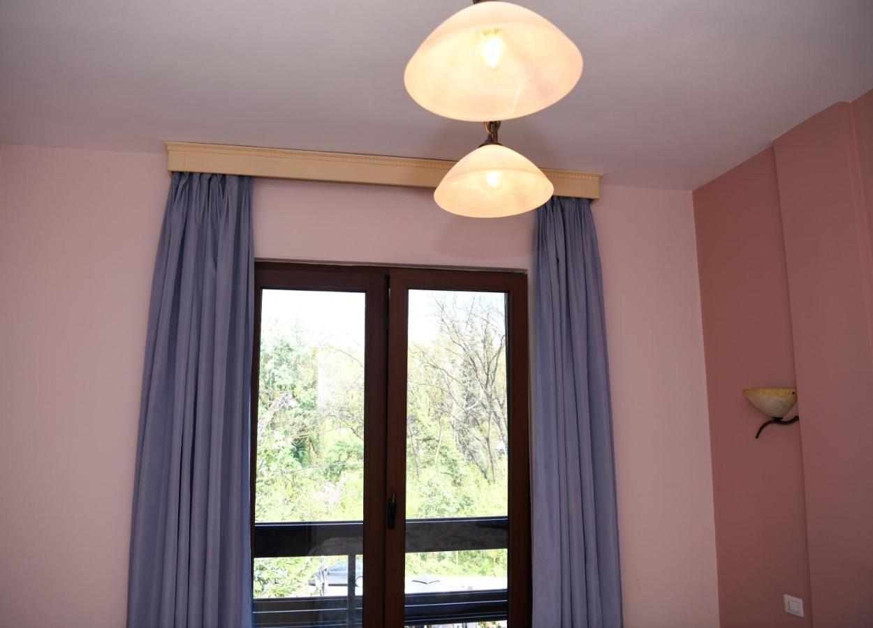 Hotel Restaurant Dreri Тирана Екстериор снимка
