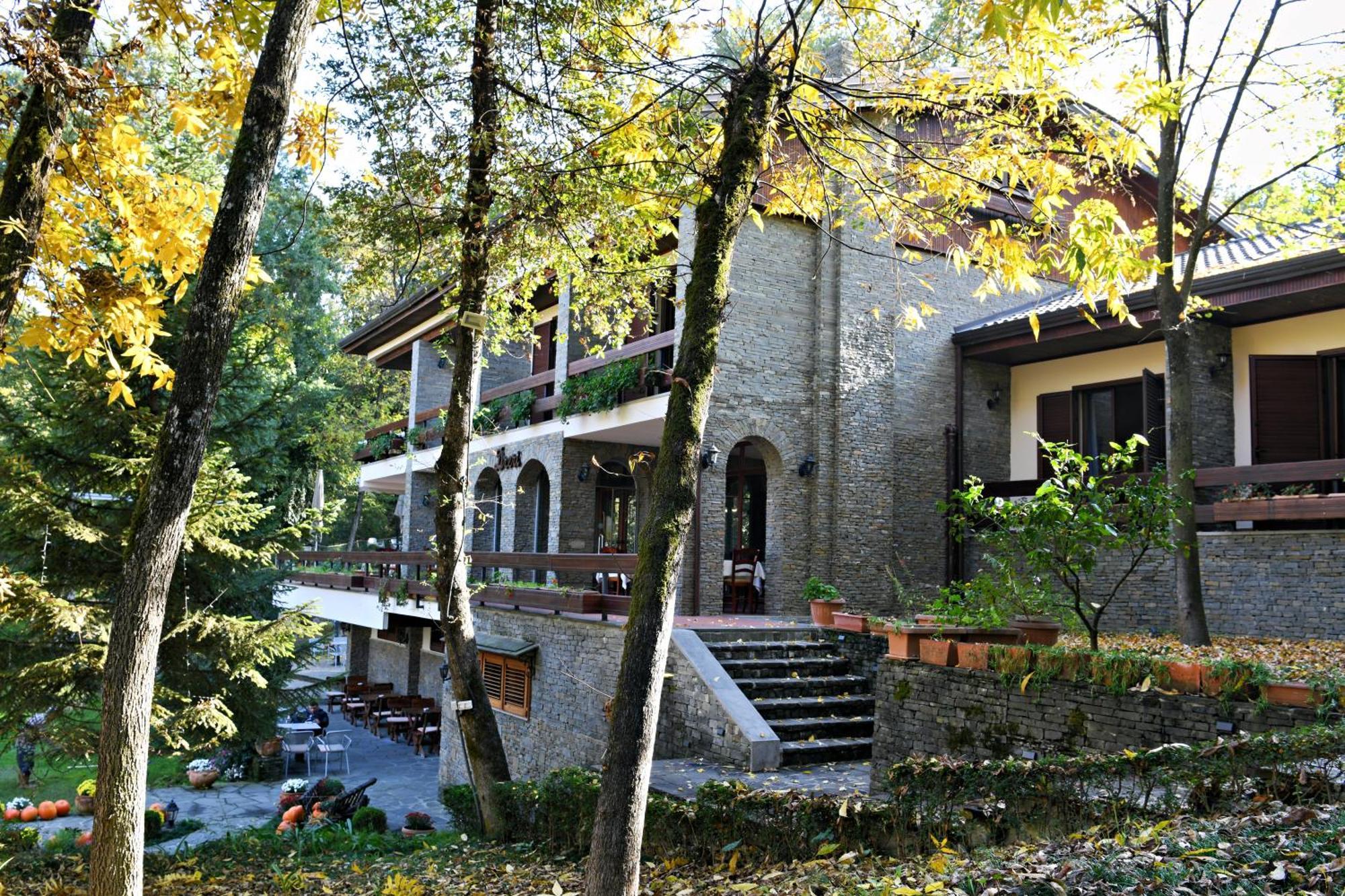 Hotel Restaurant Dreri Тирана Екстериор снимка