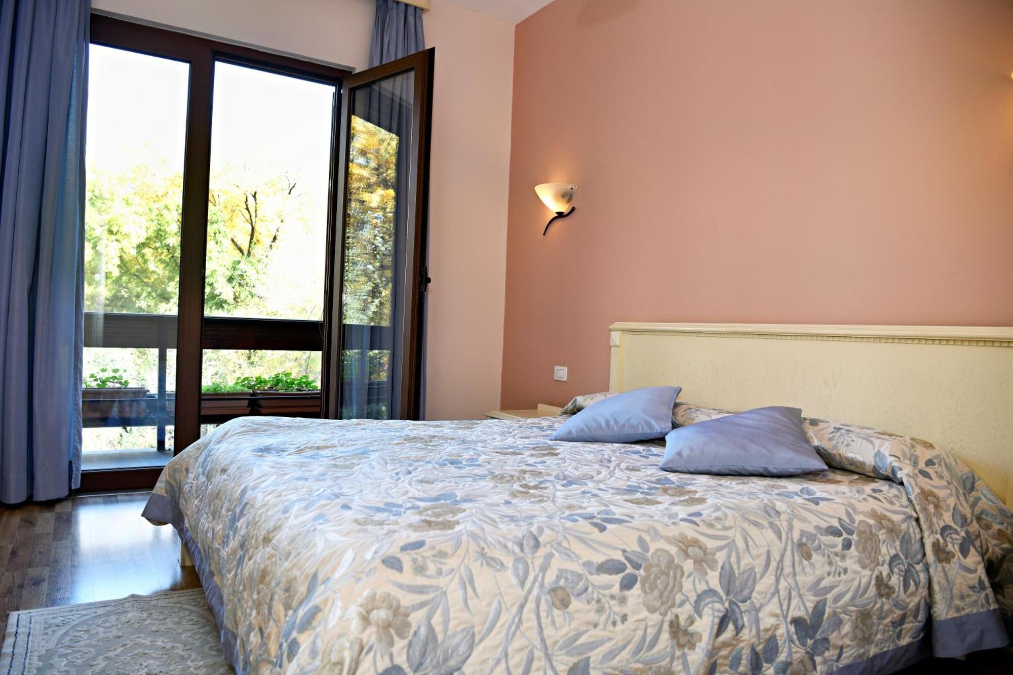 Hotel Restaurant Dreri Тирана Екстериор снимка